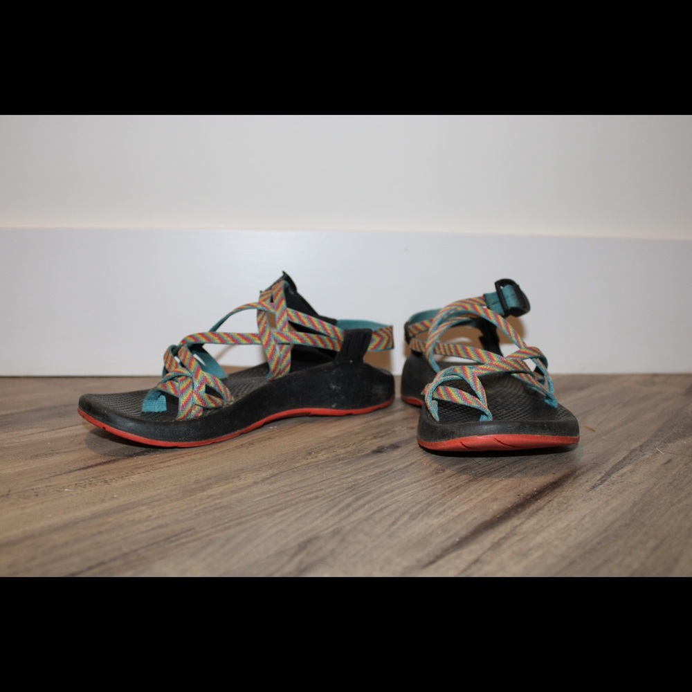 Women’s rainbow Chacos